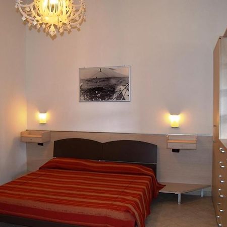 Oasi Del Mare Lejlighedshotel Tirrenia Eksteriør billede